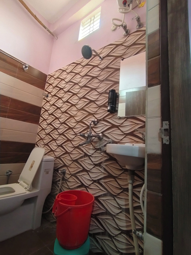 Room 5, Hotel Seth Villas, Varanasi