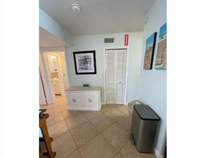 Living area 2, PH 2BED2BATH with Ocean View & Parking, Broward