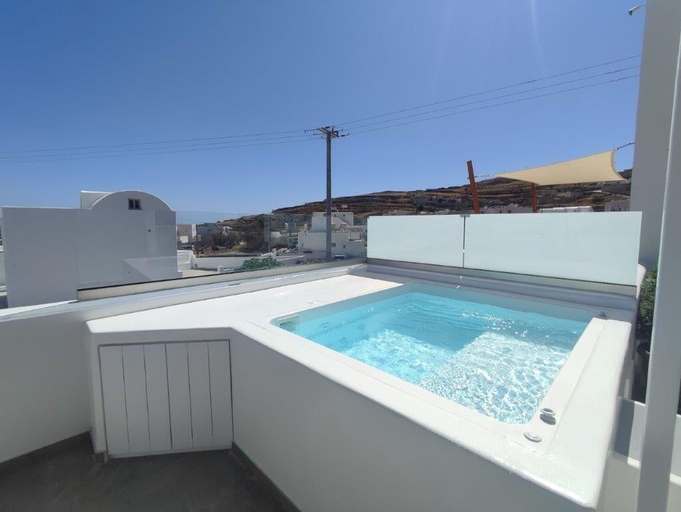 Sport & Beauty, Santorossa Luxury Villas, South Aegean