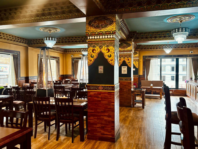 Food & Drinks 5, Hotel De Purang, Dhaualagiri