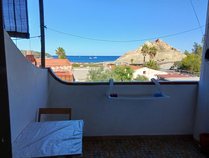 Others 5, Hotel Torre, Messina