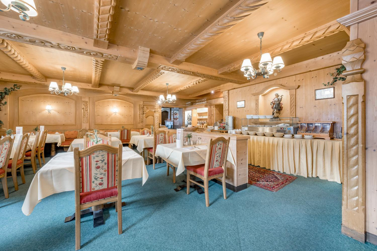 Food & Drinks 5, Hotel Almhof, Innsbruck Land