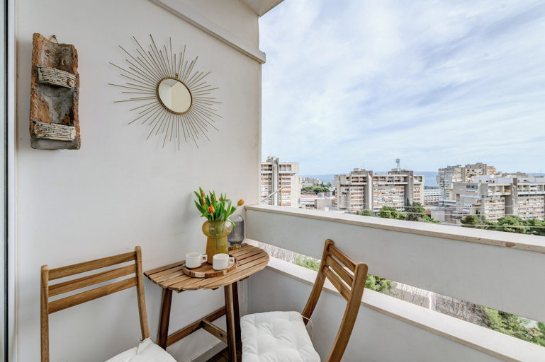 Balcony, Vuvuzela Bay, Three-Bedroom Apartment, Split