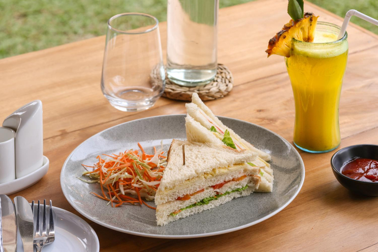 Food & Drinks 5, Tropical Villa - Weligama, Weligama