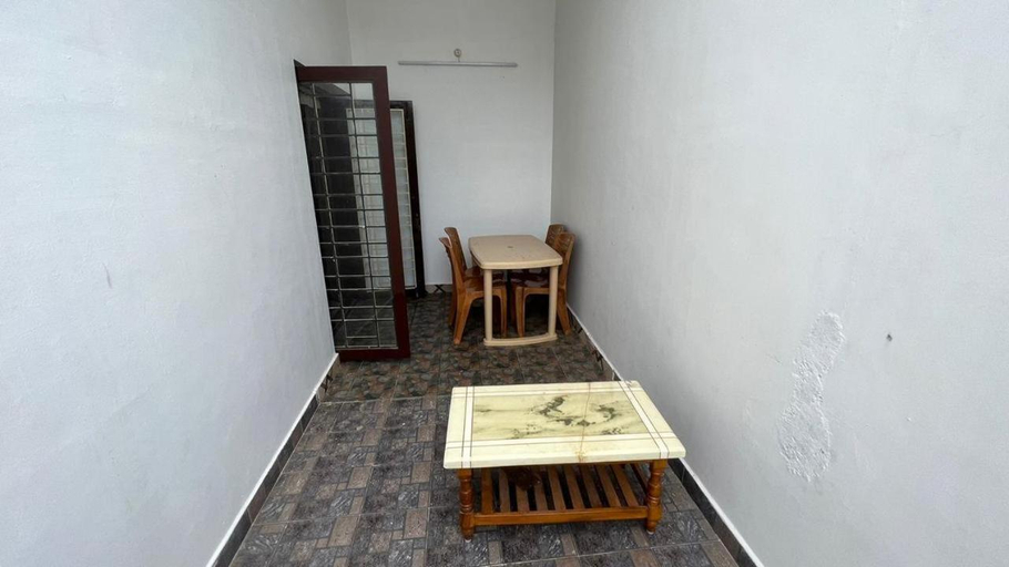 Others 4, Paradise Sea Side Villa, Viluppuram