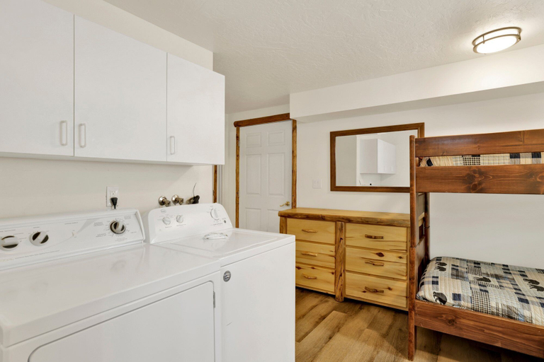 Interior 2, Arlberg Village Haus #2571, San Bernardino