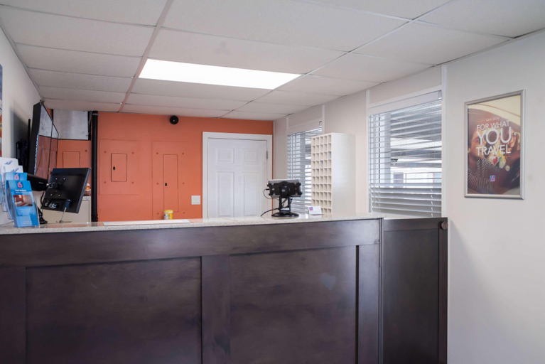 Public Area 2, Motel 6 Fort St. John, BC, Peace River