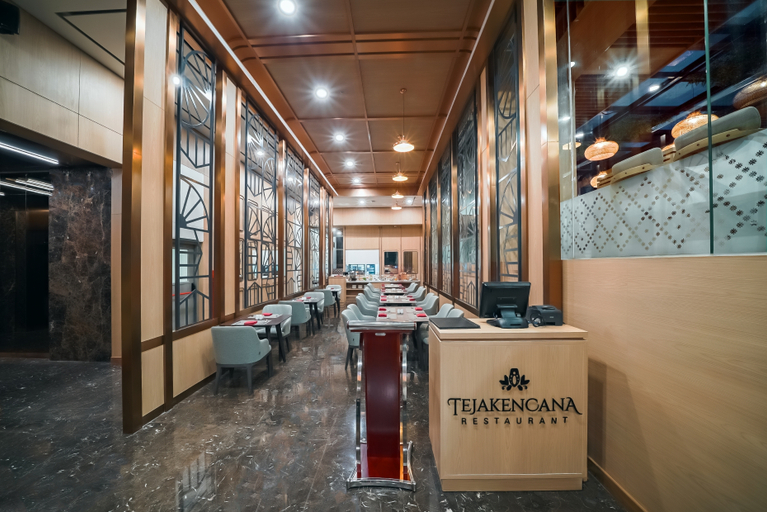 Others 4, Truntum Cihampelas, Bandung