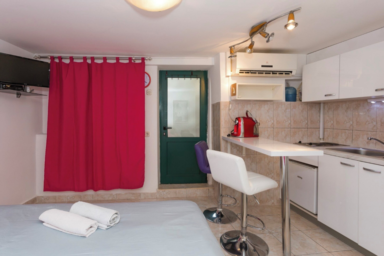 Others 5, Studio Varos in the heart of Split, Split