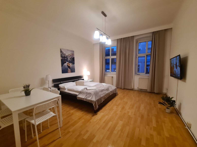 Room 5, Modern 2BR Apt Near Wiener Stadthalle, Wien