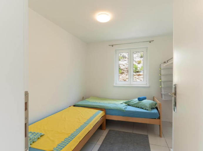 Bedroom 2, Apartment Green Garden View, Novalja