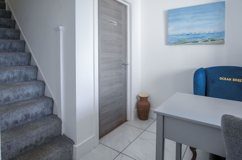 Living area 4, Oasis - 2 Bed Apartment - Ocean Breeze, Swansea