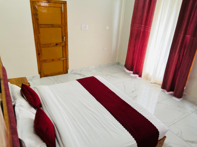 Bedroom 3, Himalayan Hill Top Resort, Tehri Garhwal
