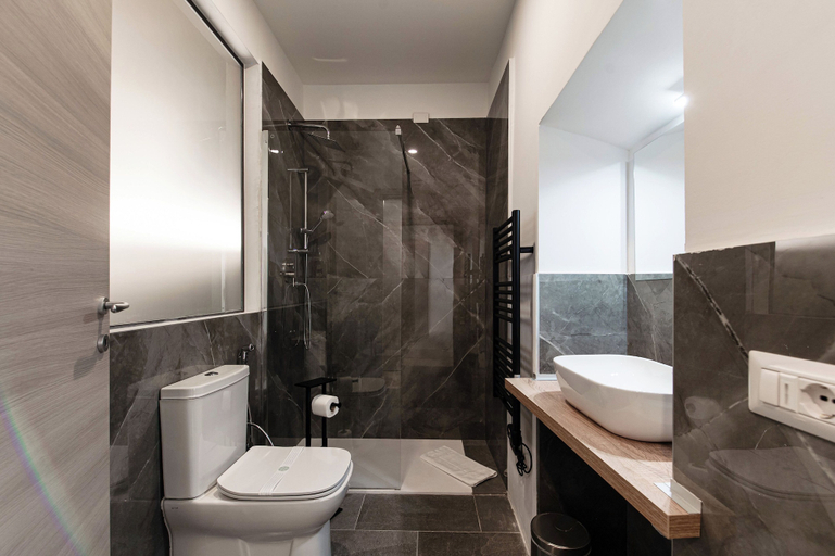 Bathroom 3, Vertical Garden Studio, Como