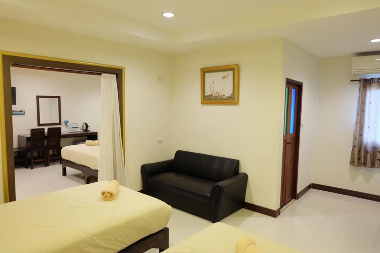 Bedroom 3, Boonme Heritage Hotel, Muang Phitsanulok