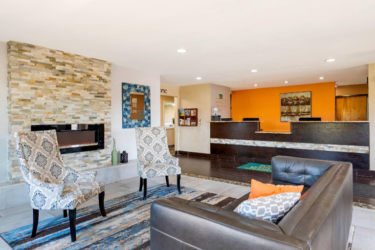 Public Area 2, Quality Inn & Suites Brandenburg - Fort Knox, Meade