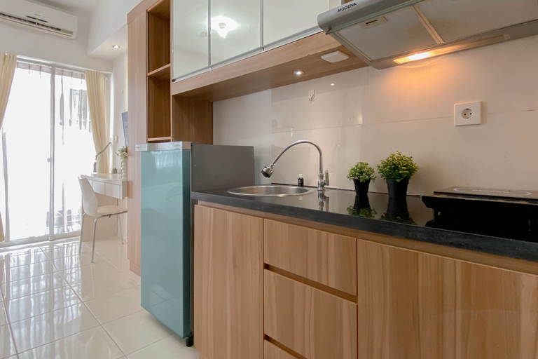 Others 2, Compact and Homey Studio at Apartment Taman Melati Margonda By Travelio, Depok