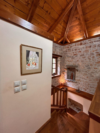 4, Villa Acroria in Karpenisi, Central Greece