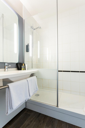 Bathroom, ibis Bordeaux Pessac Route des Vins, Gironde