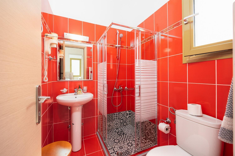 Bathroom 3, Villa Pinelopi, Ionian Islands
