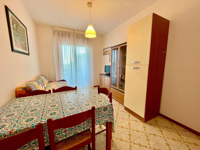 Bedroom 2, Beautiful Sea Front Apartment With Swimming Pool, Venezia