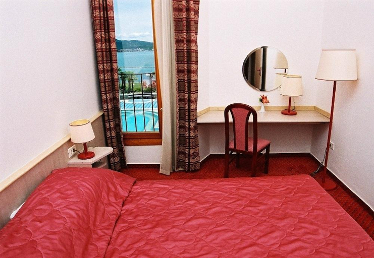 Bedroom 2, Apartments Vila Barka, Piran