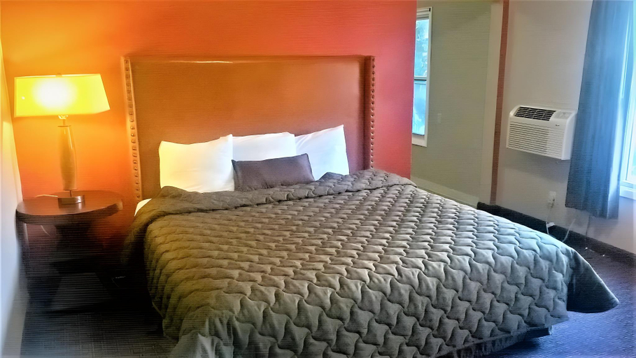 Bedroom 3, Downtown Value Inn, Multnomah
