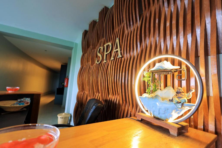 Food & Drinks 2, Aquarius Kigo Resort, Jinja