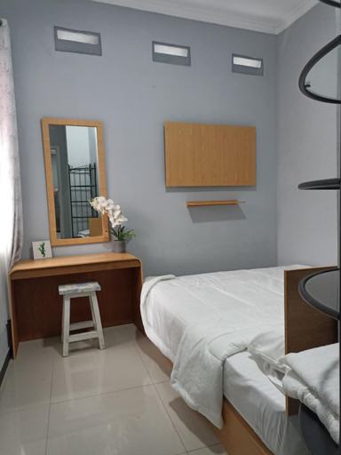 Others 5, Ambu Guest House, Bandung