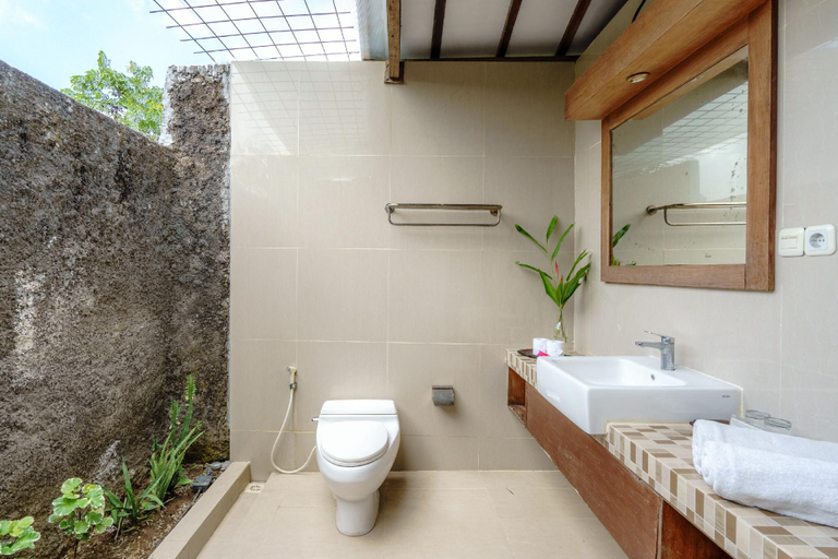 bathroom 15