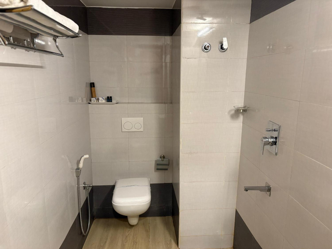 Bathroom 3, HOTEL MANGALA TEMPLE VIEW, Thrissur