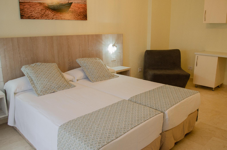 Bedroom 3, Ska Olivina ApartHotel, Santa Cruz de Tenerife