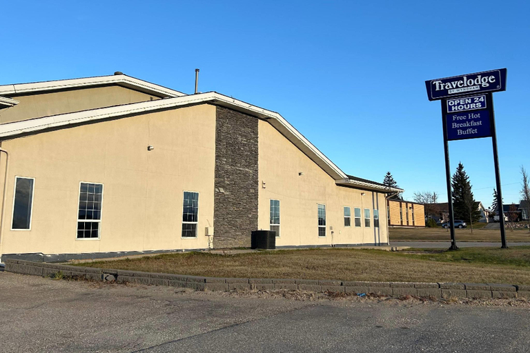 Exterior view 5, Travelodge by Wyndham Valleyview AB, Division No. 18