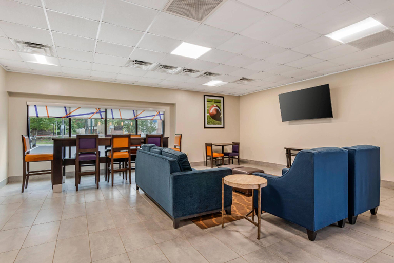 Public Area 3, Comfort Inn & Suites Clemson - University Area, Pickens