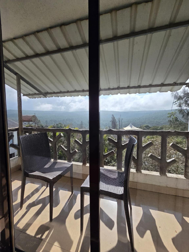 Bedroom 2, Cloud Green Resort & Spa, Satara