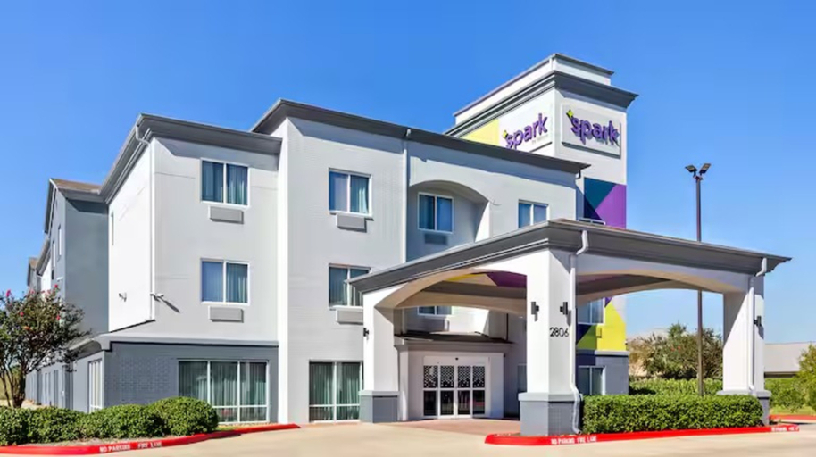 Exterior & Views 2, Spark by Hilton Pearland, Brazoria