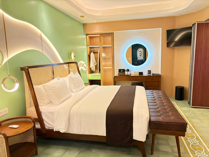 bedroom 5