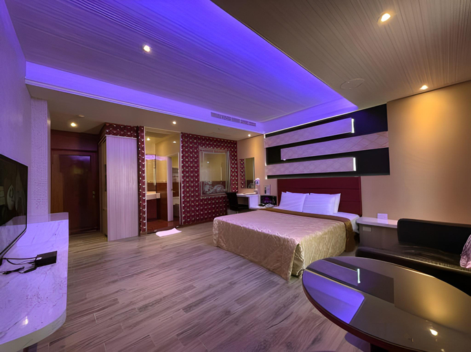 Others 5, King & Princess Motel II, Tainan