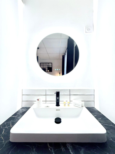 Bathroom 2, Hotel Gaspard & Margot, Pas-de-Calais