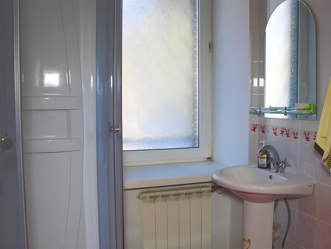 Bathroom 4, Hotel Verona, Novokuznetskiy