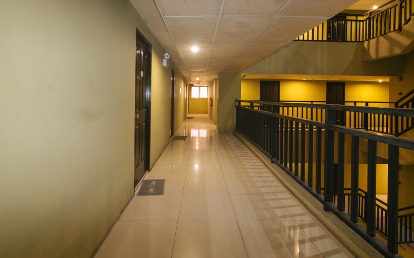 Others 5, San Marino JY7 Rentals by RedDoorz, Cebu City