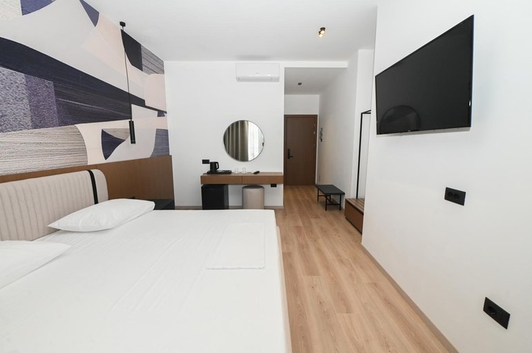 Bedroom 3, Monun Hotel, Sarandës
