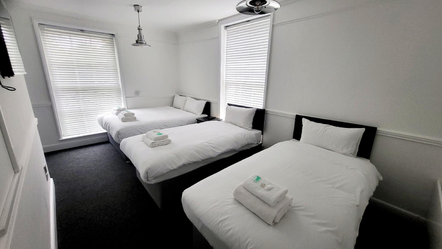 Bedroom 2, Nysdill Accommodation, Norfolk