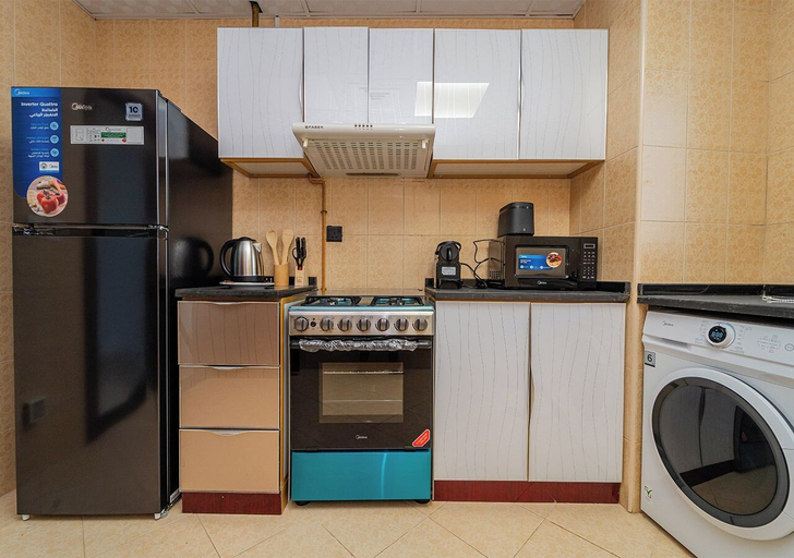 Private kitchen 2, Lux JVT Resort Pools Spa Gym Kids Play, Dubai