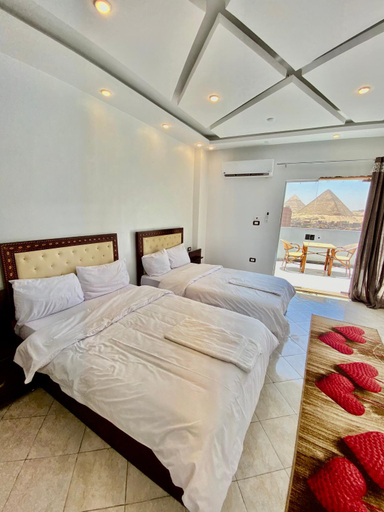 Bedroom 2, Anubis Pyramids View, Al-Ahram