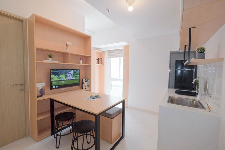 In-room dining 5, Cozy And Spacious 2Br Apartment Tokyo Riverside Pik 2, Tangerang
