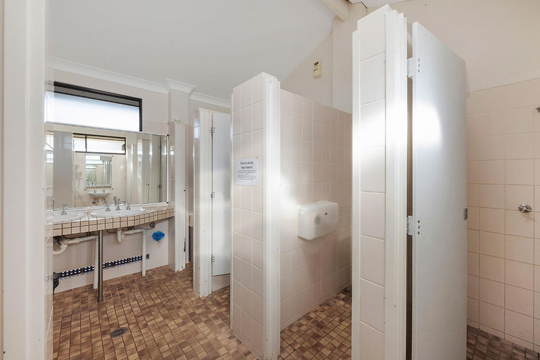 Bathroom, Reflections Lake Keepit - Holiday Park, Gunnedah