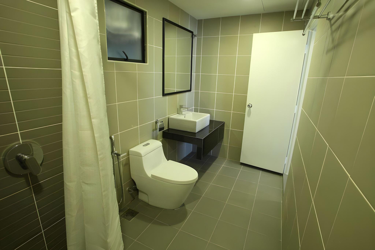 Bathroom, RPGC Garden Hotel, Kinta