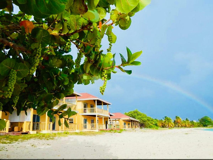 Exterior & Views 2, Rendezvous Bay Hotel