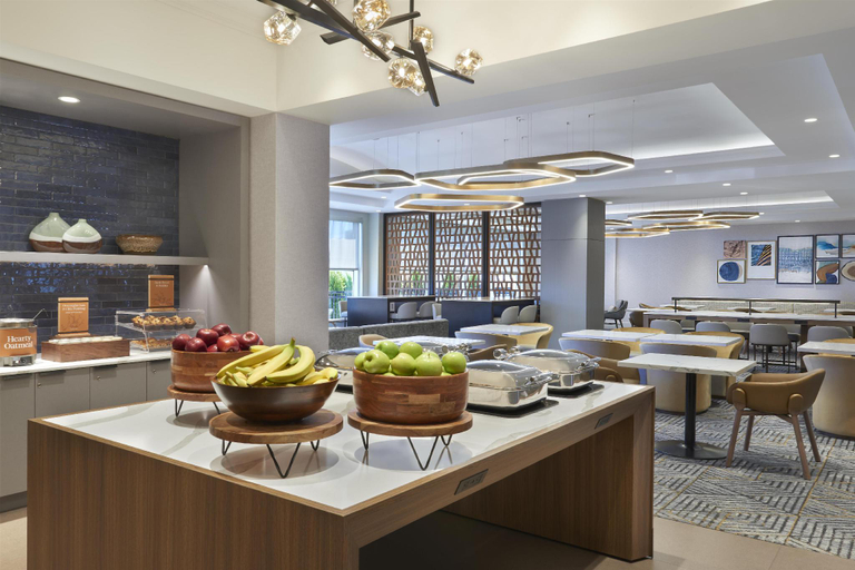 Food & Drinks 5, Homewood Suites by Hilton Toronto Vaughan, York